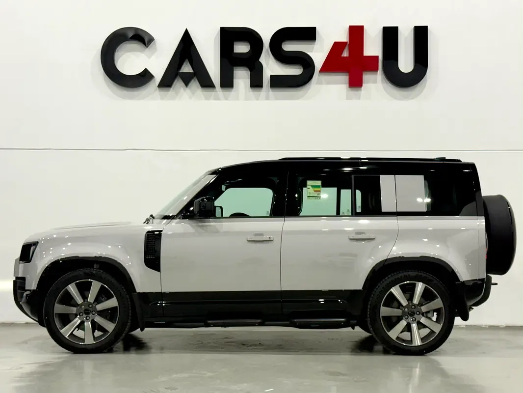Land Rover Defender hybrid (PHEV) Defender P400e with 404 - 5