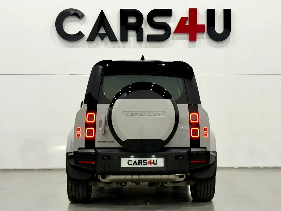Land Rover Defender hybrid (PHEV) Defender P400e with 404 - 8