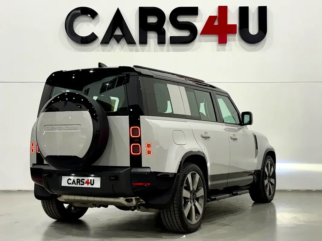 Land Rover Defender hybrid (PHEV) Defender P400e with 404 - 7