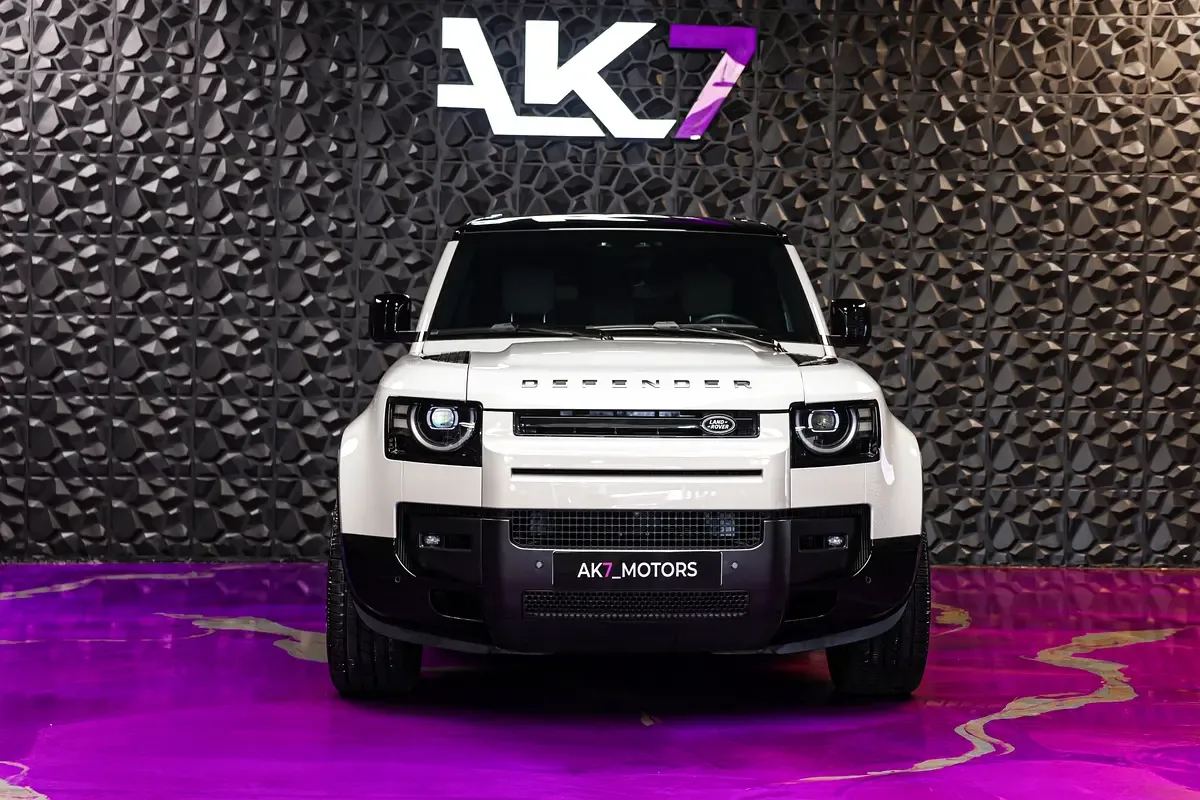 Land Rover Defender هجين (PHEV) Defender P400e with 404 - 2