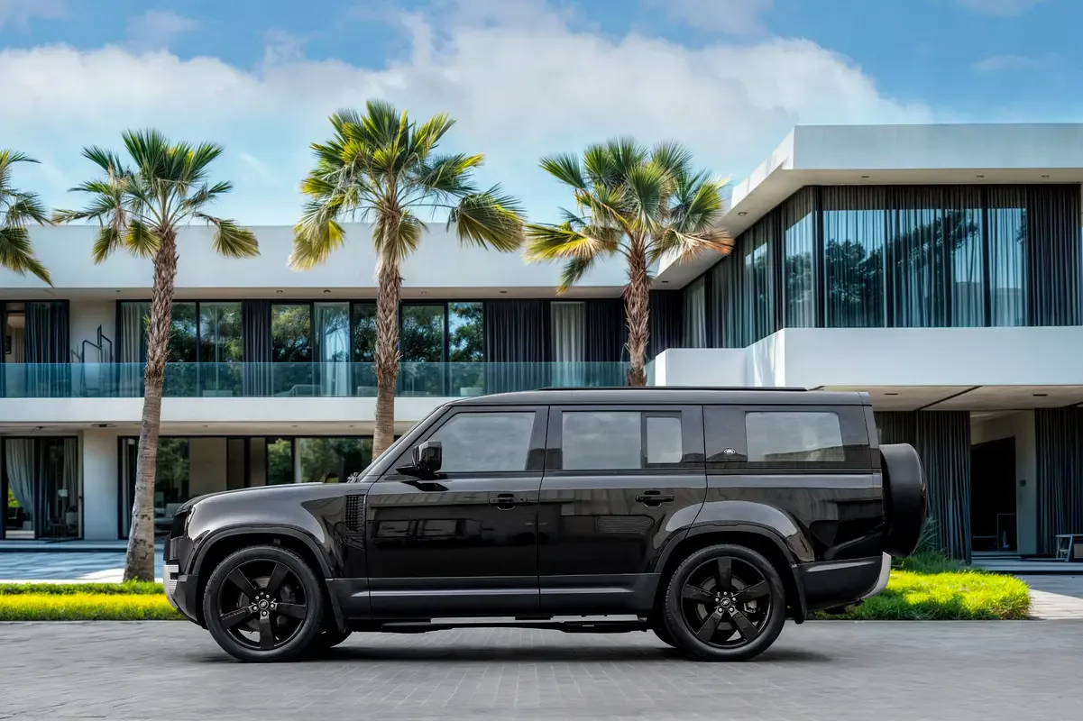 Land Rover Defender هجين (PHEV) Defender P400e with 404 - 2