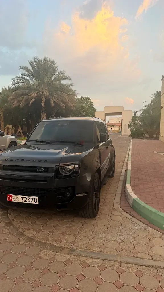 Land Rover Defender هجين (PHEV) Defender P400e with 404 - 6