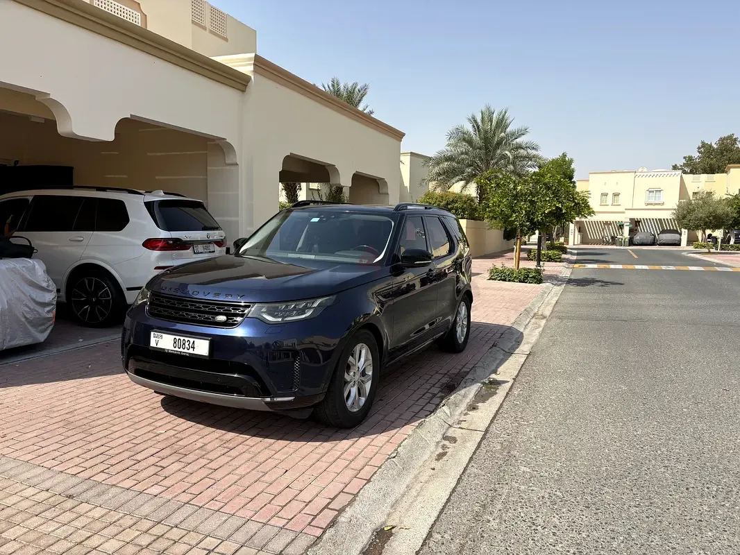 Land Rover Discovery 2.0 AT AWD (300 hp)