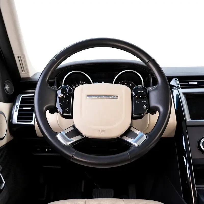 Land Rover Discovery 2.0 AT AWD (300 حصان) - 8
