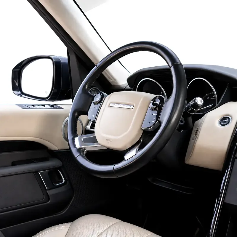 Land Rover Discovery 2.0 AT AWD (300 حصان) - 10
