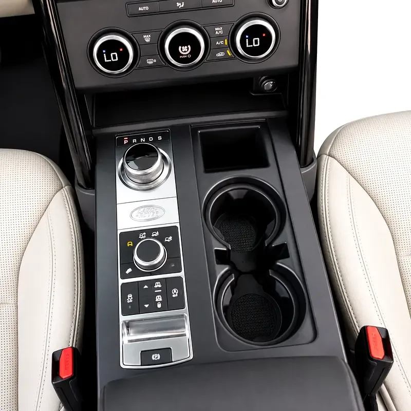 Land Rover Discovery 2.0 AT AWD (300 حصان) - 11
