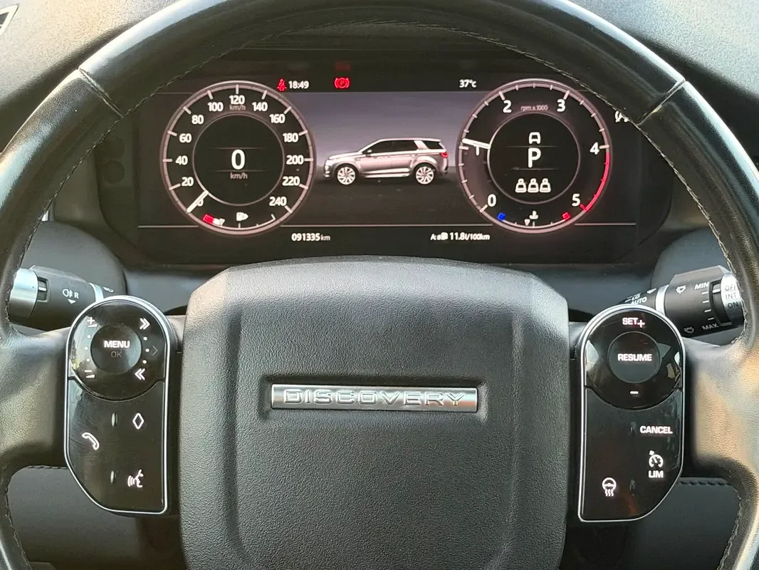 Land Rover Discovery Sport 2.0 AT AWD (199 hp) - 12