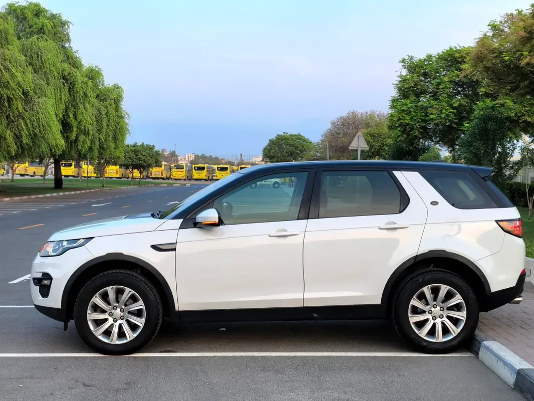Land Rover Discovery Sport 2.0 AT AWD (290 hp) - 19