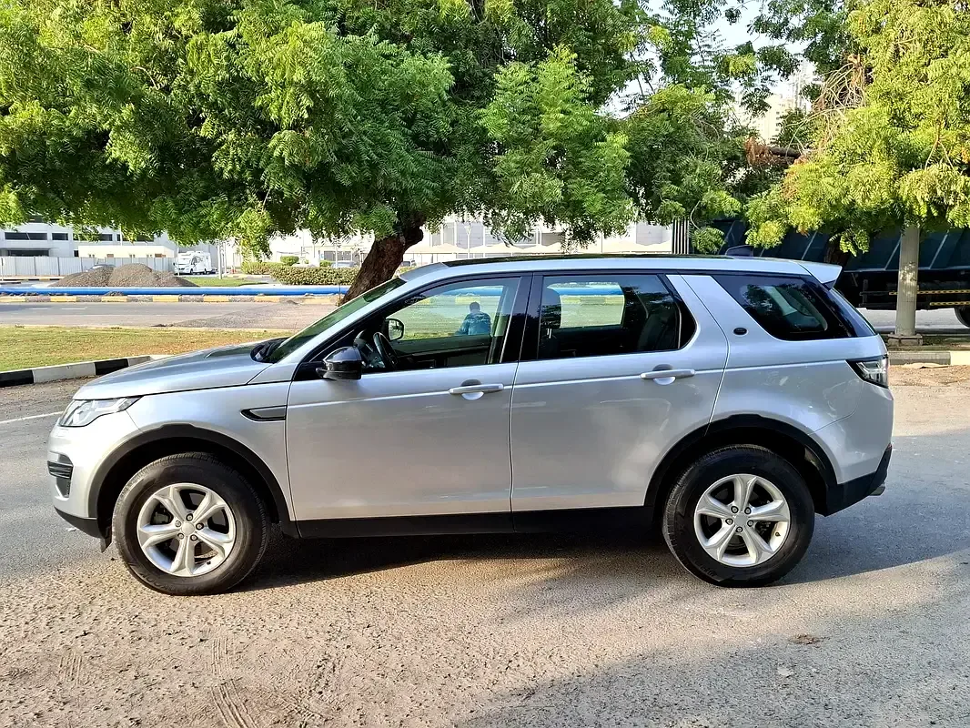 Land Rover Discovery Sport 2.0 AT AWD (290 hp)