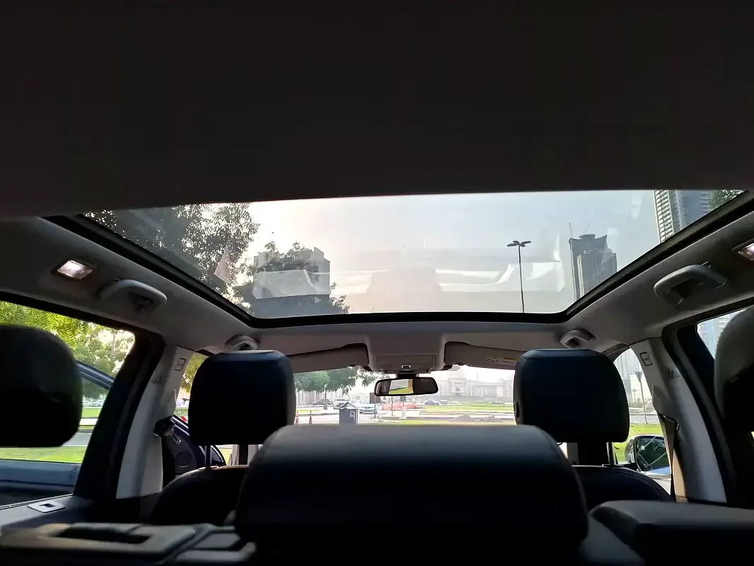 Land Rover Discovery Sport 2.0 AT AWD (290 hp) - 7