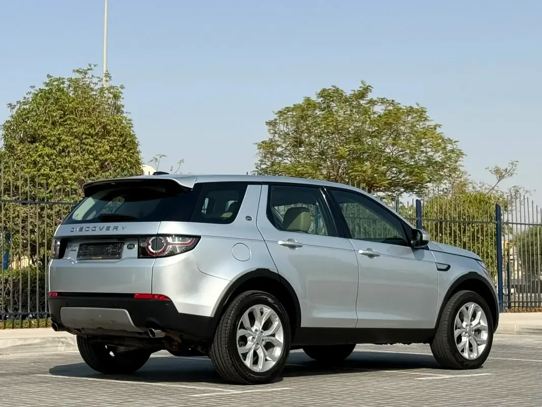 Land Rover Discovery Sport 2.0 Si4 AT 4WD (240 حصان) - 11