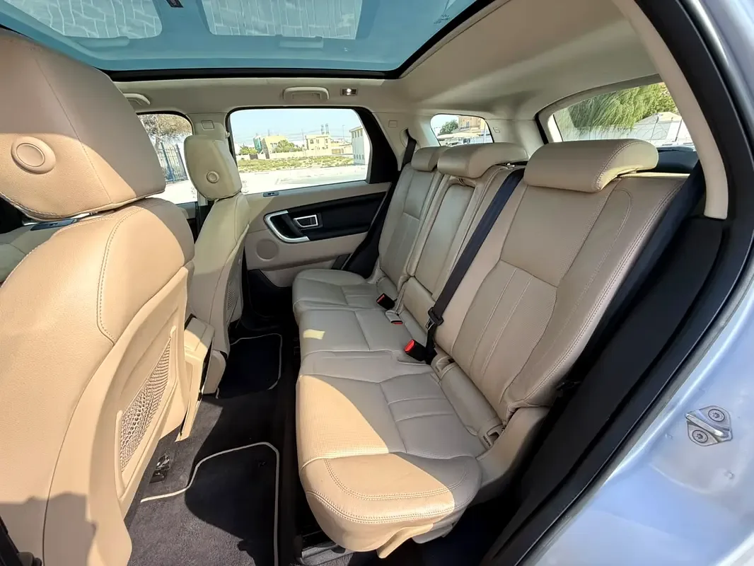 Land Rover Discovery Sport 2.0 Si4 AT 4WD (240 حصان) - 15