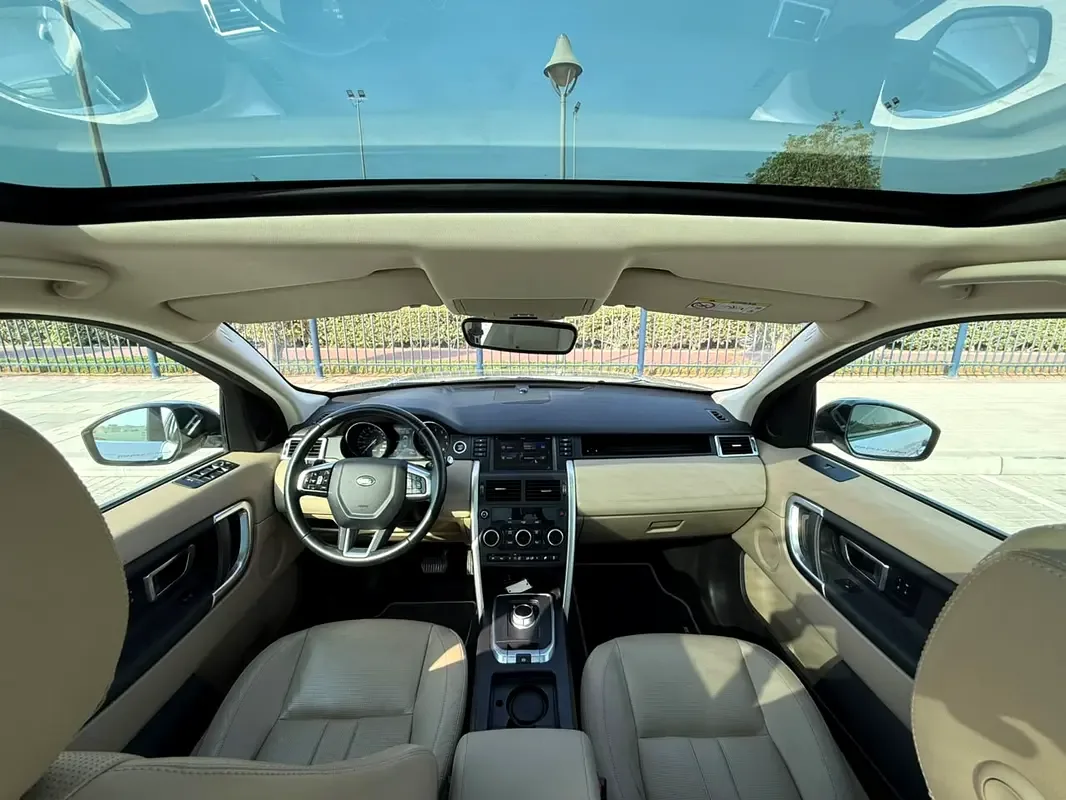 Land Rover Discovery Sport 2.0 Si4 AT 4WD (240 حصان) - 13