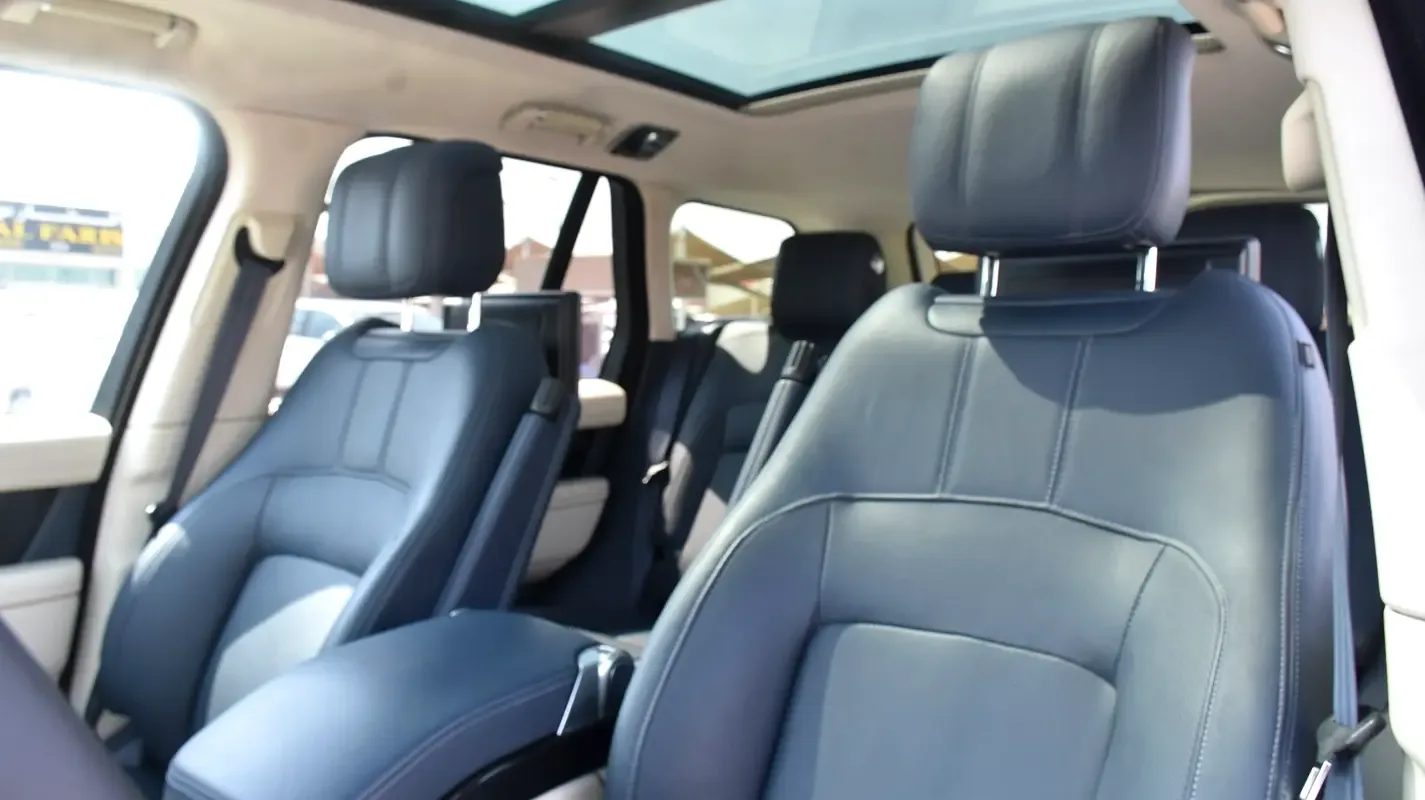 Land Rover Range Rover 3.0 AT 4WD (350 حصان) - 14