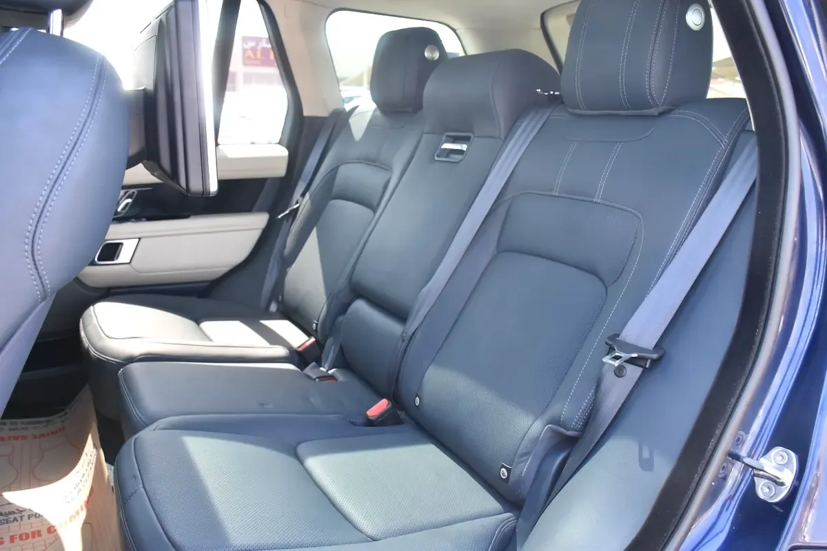 Land Rover Range Rover 3.0 AT 4WD (350 حصان) - 16