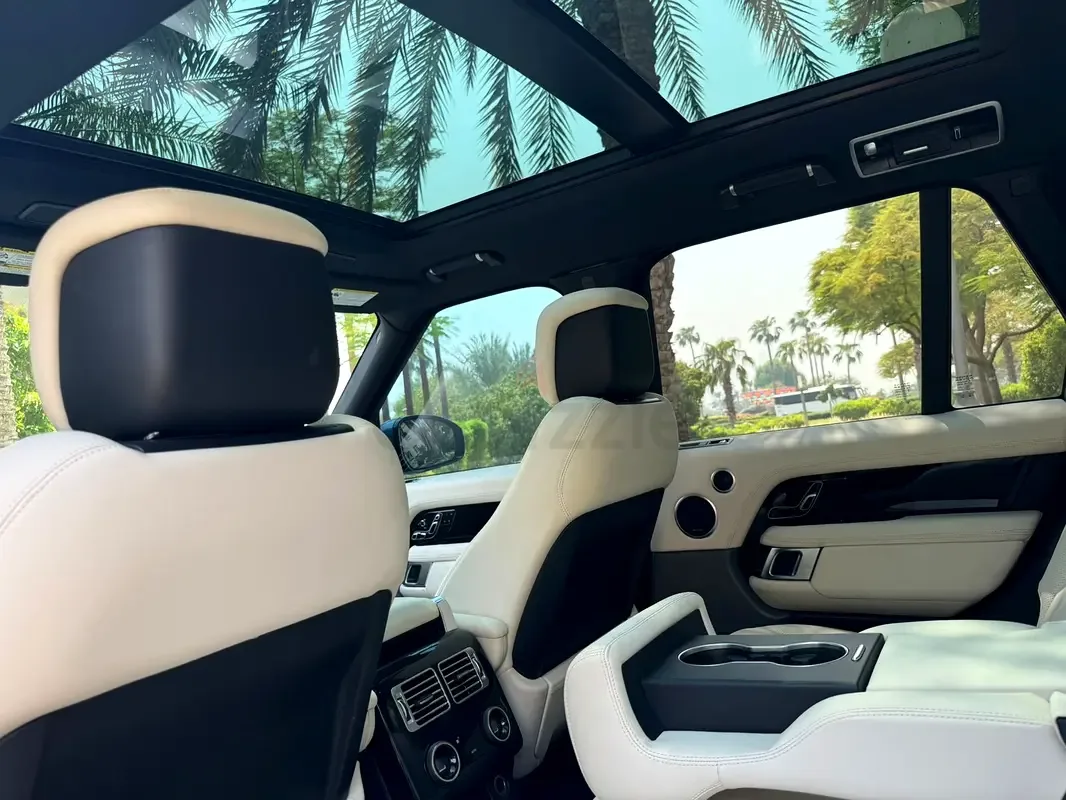 Land Rover Range Rover 3.0 AT 4WD (360 hp) - 11