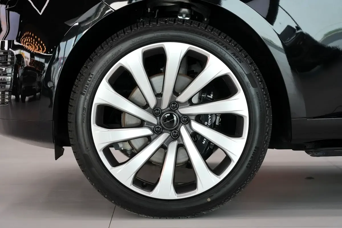 Land Rover Range Rover 3.0 AT 4WD (360 حصان) - 5
