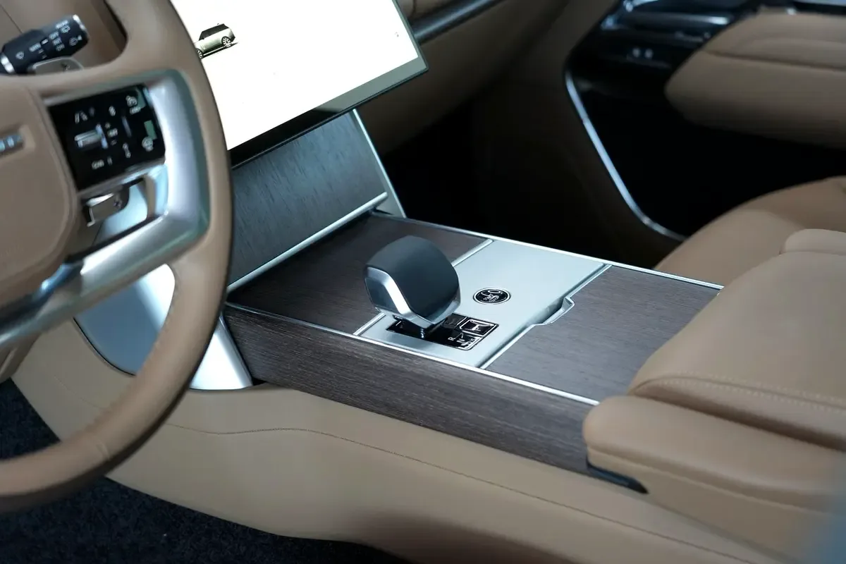 Land Rover Range Rover 3.0 AT 4WD (360 حصان) - 10