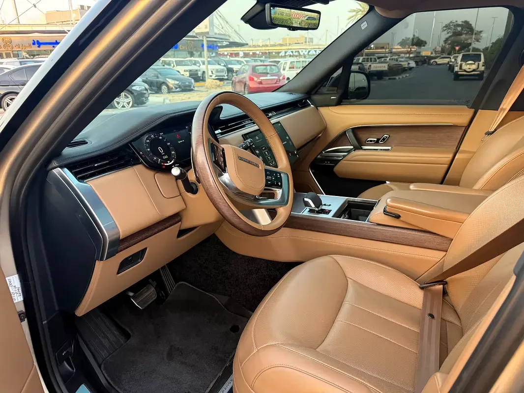 Land Rover Range Rover 3.0 AT 4WD (360 حصان) - 12