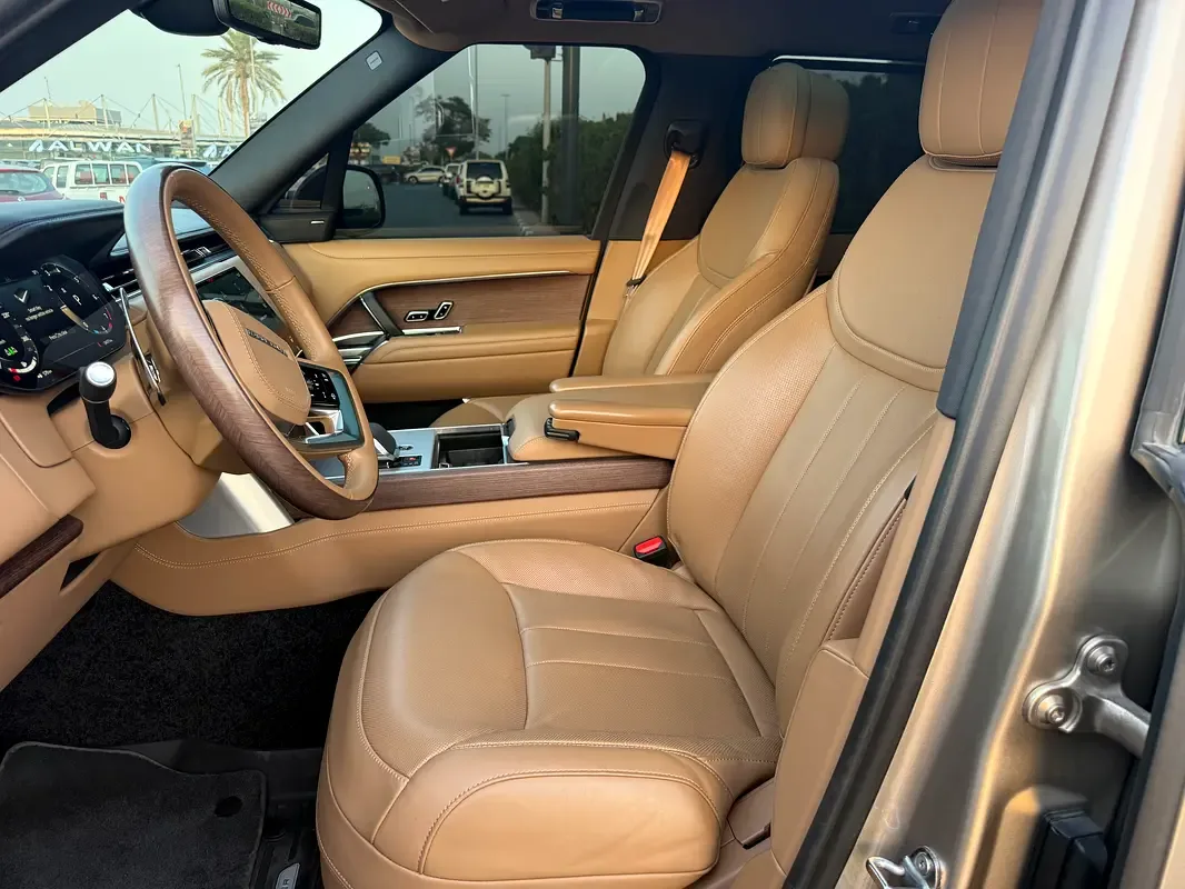 Land Rover Range Rover 3.0 AT 4WD (360 حصان) - 13