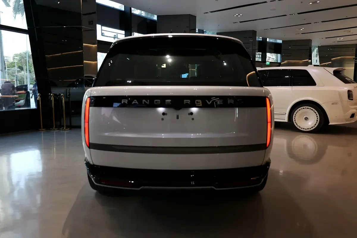 Land Rover Range Rover 3.0 AT 4WD (360 حصان) - 4