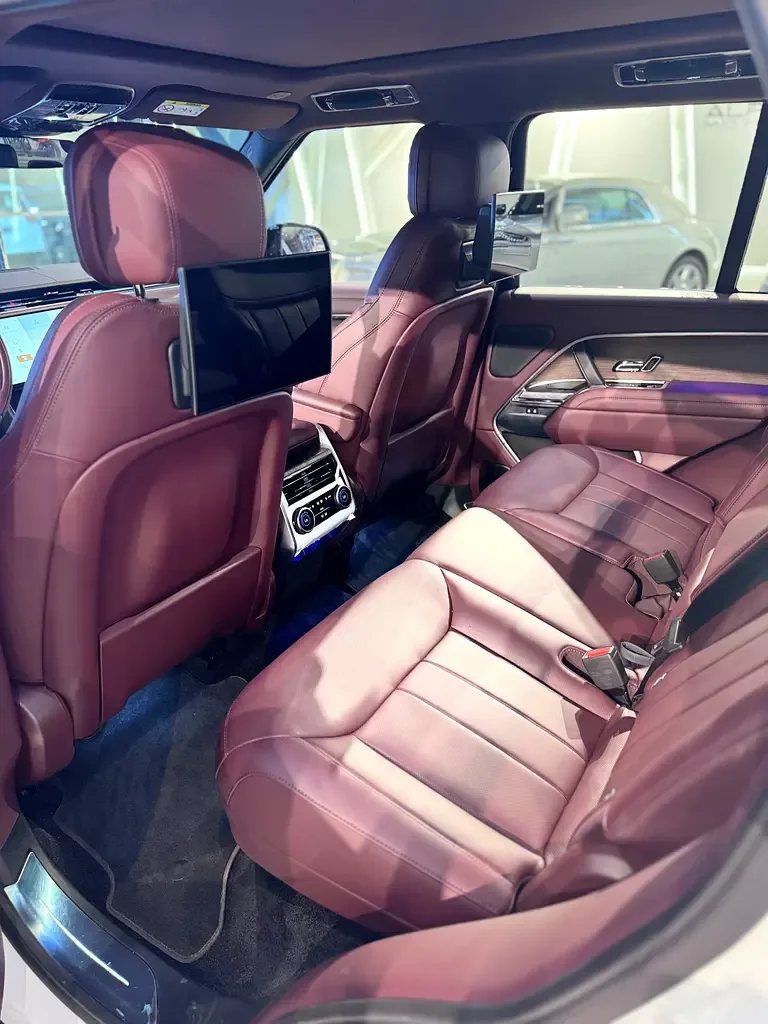 Land Rover Range Rover 3.0 AT 4WD (360 hp) - 10