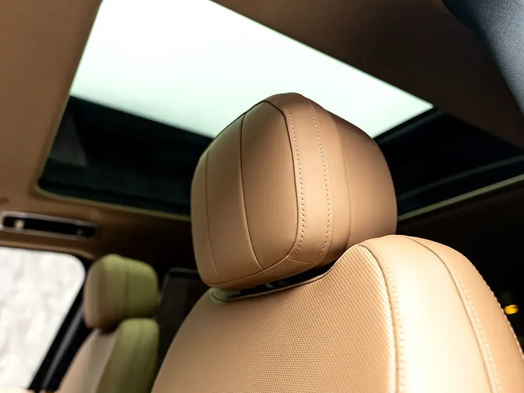 Land Rover Range Rover 3.0 AT 4WD (360 hp) - 16