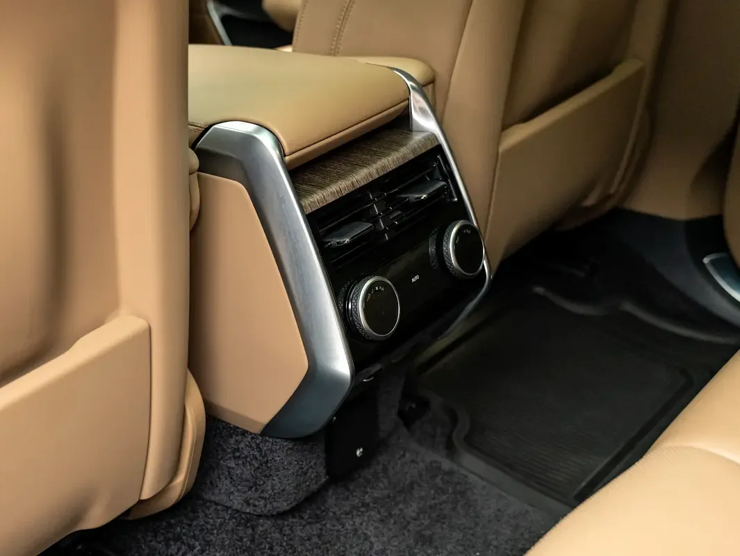 Land Rover Range Rover 3.0 AT 4WD (360 hp) - 19