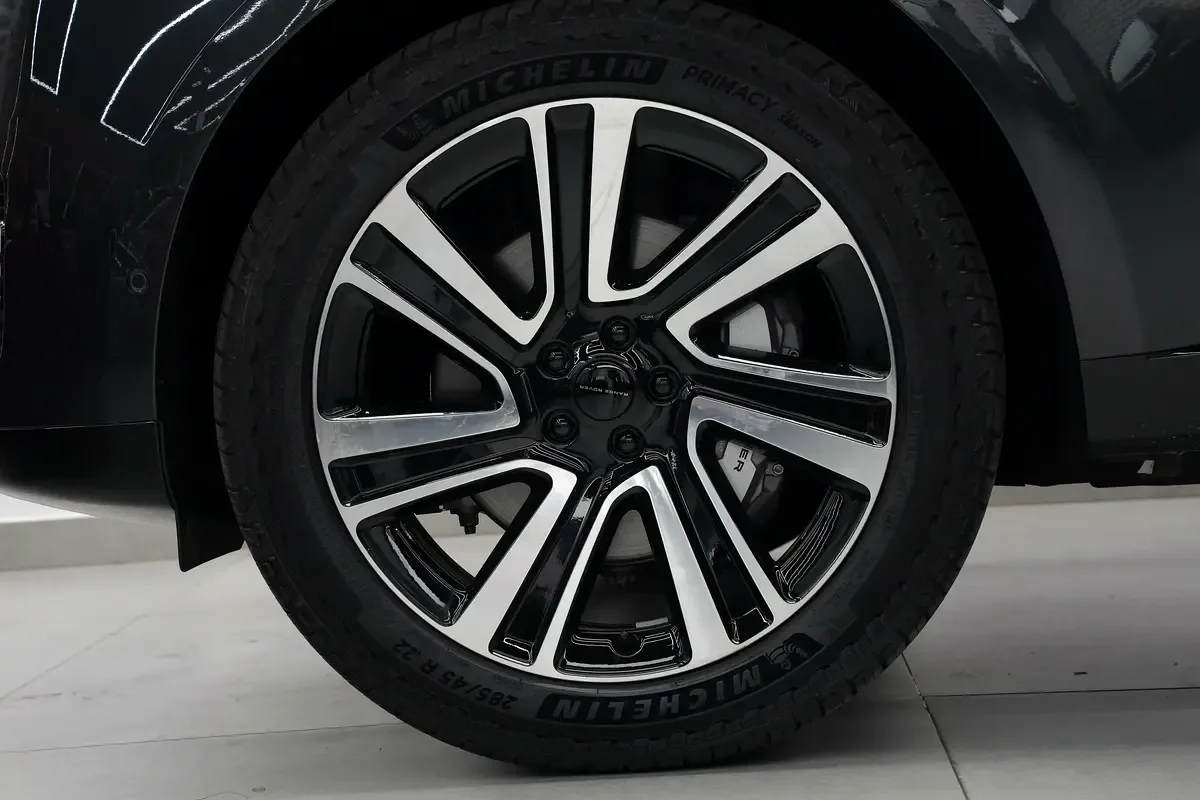 Land Rover Range Rover 3.0 AT 4WD (400 حصان) - 13