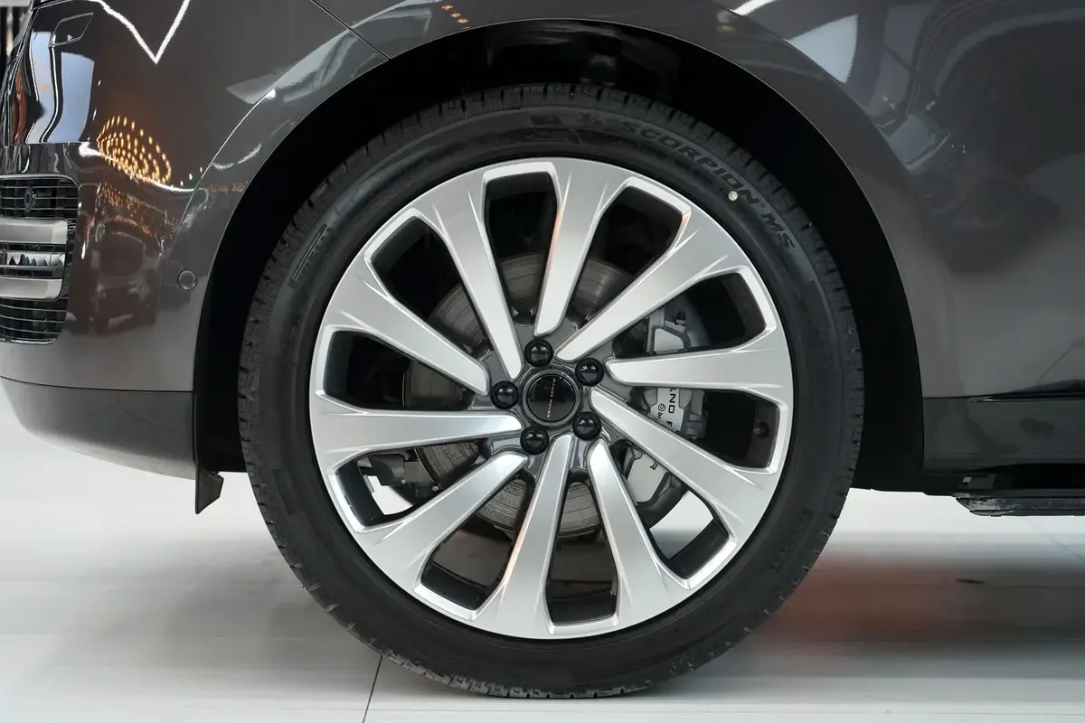 Land Rover Range Rover 3.0 AT 4WD (400 حصان) - 5