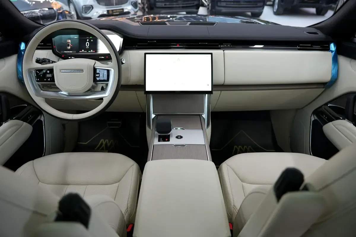 Land Rover Range Rover 3.0 AT 4WD (400 حصان) - 6
