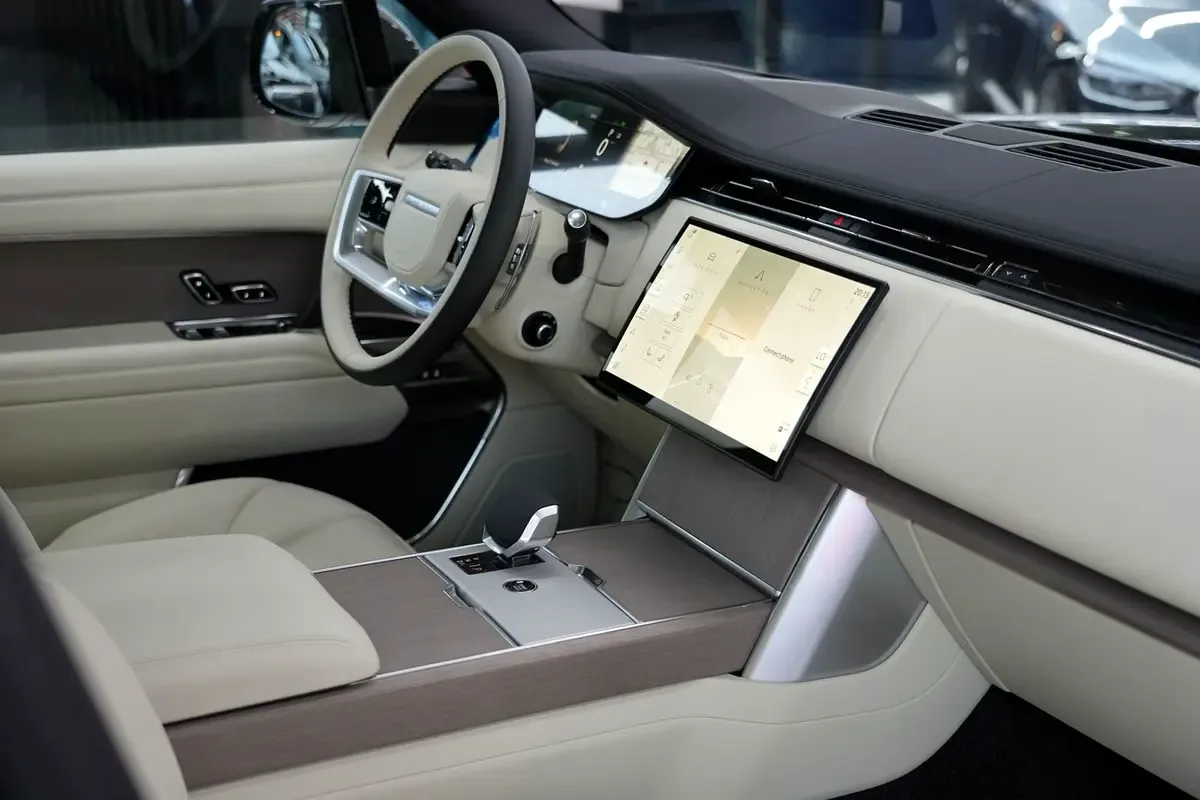 Land Rover Range Rover 3.0 AT 4WD (400 حصان) - 10