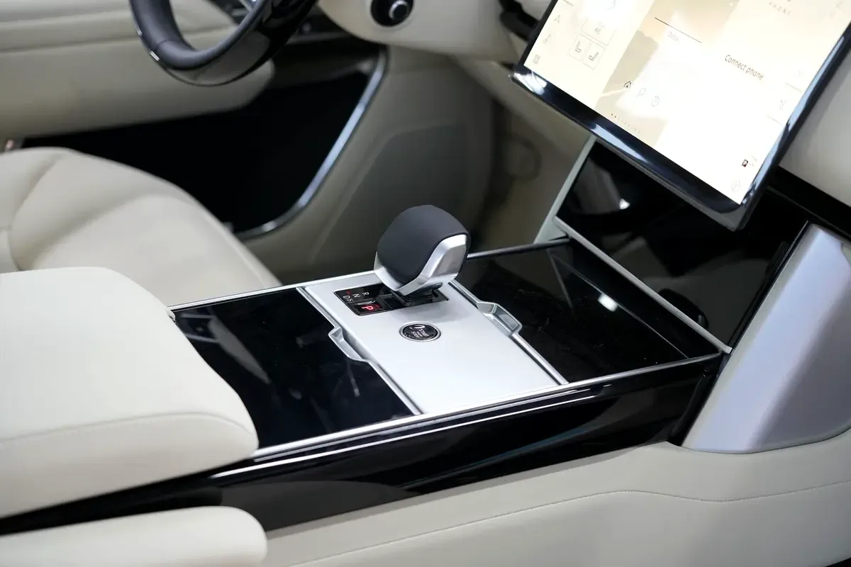 Land Rover Range Rover 3.0 AT 4WD (400 حصان) - 9