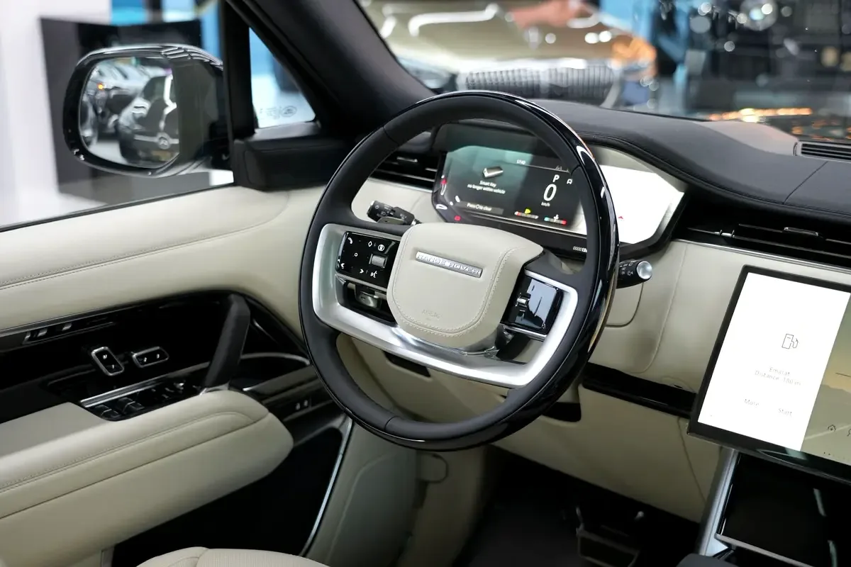 Land Rover Range Rover 3.0 AT 4WD (400 hp) - 9