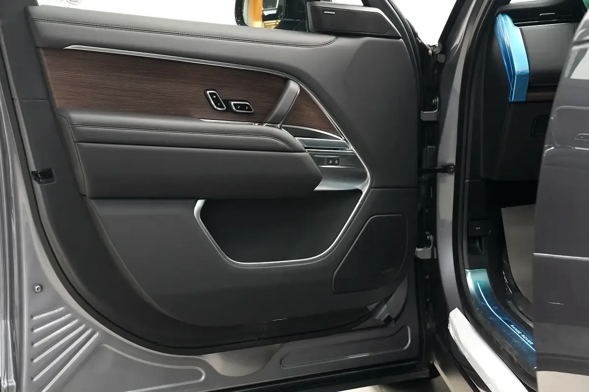 Land Rover Range Rover 3.0 AT 4WD (400 hp) - 14