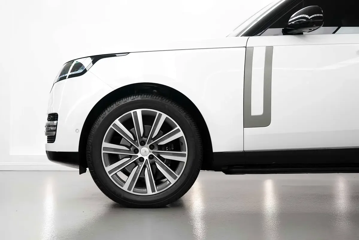 Land Rover Range Rover 3.0 AT 4WD (400 حصان) - 6