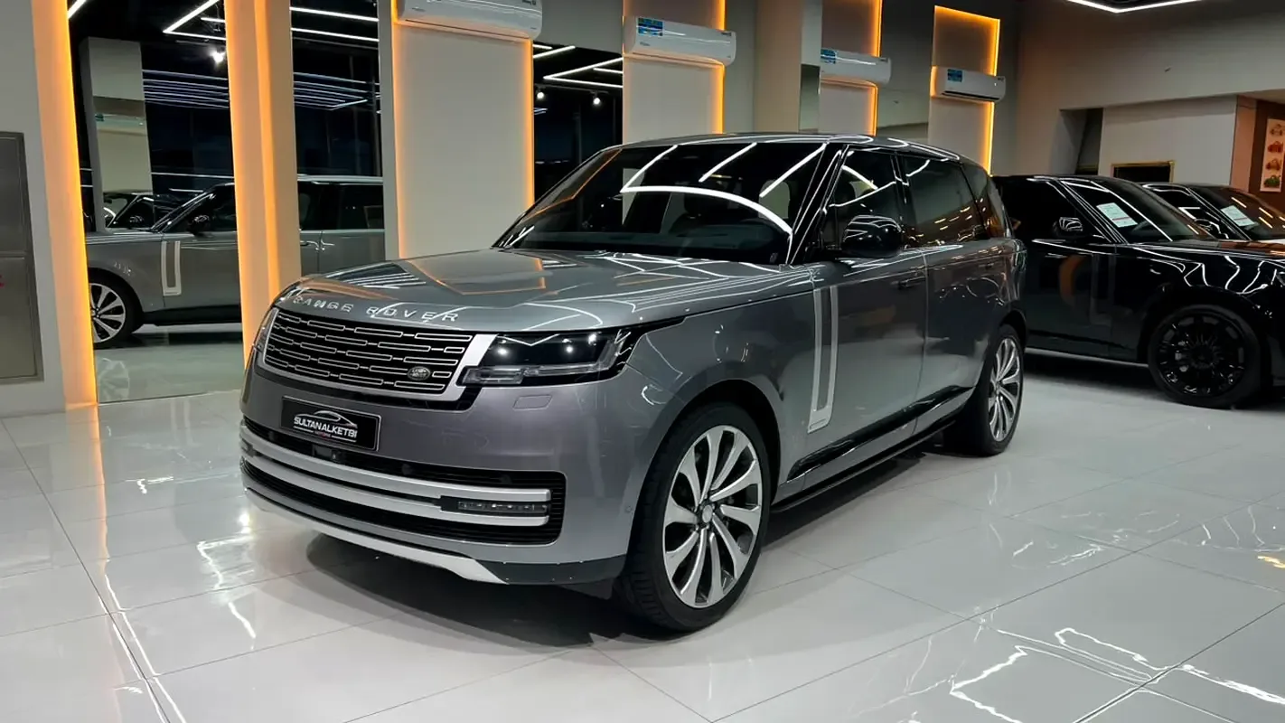 Land Rover Range Rover 3.0 AT 4WD (510 hp)