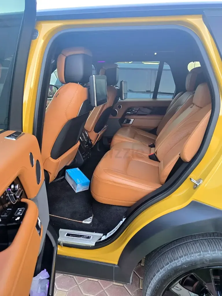 Land Rover Range Rover 3.0 AT 4WD (510 حصان) - 2