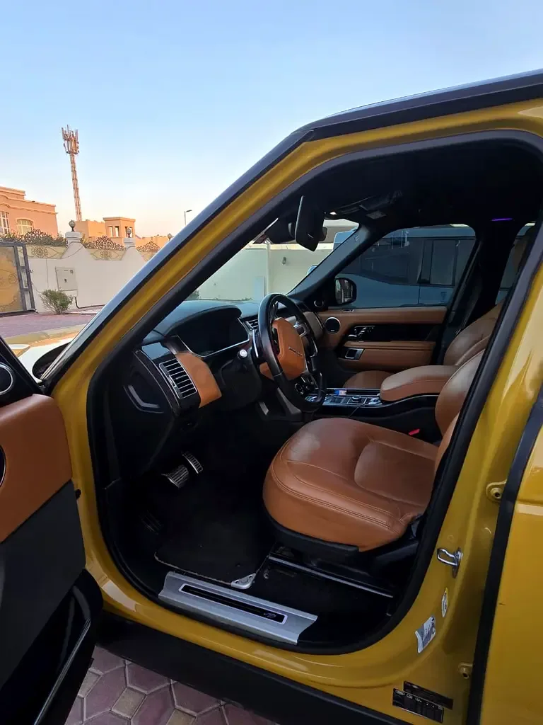 Land Rover Range Rover 3.0 AT 4WD (510 حصان) - 3