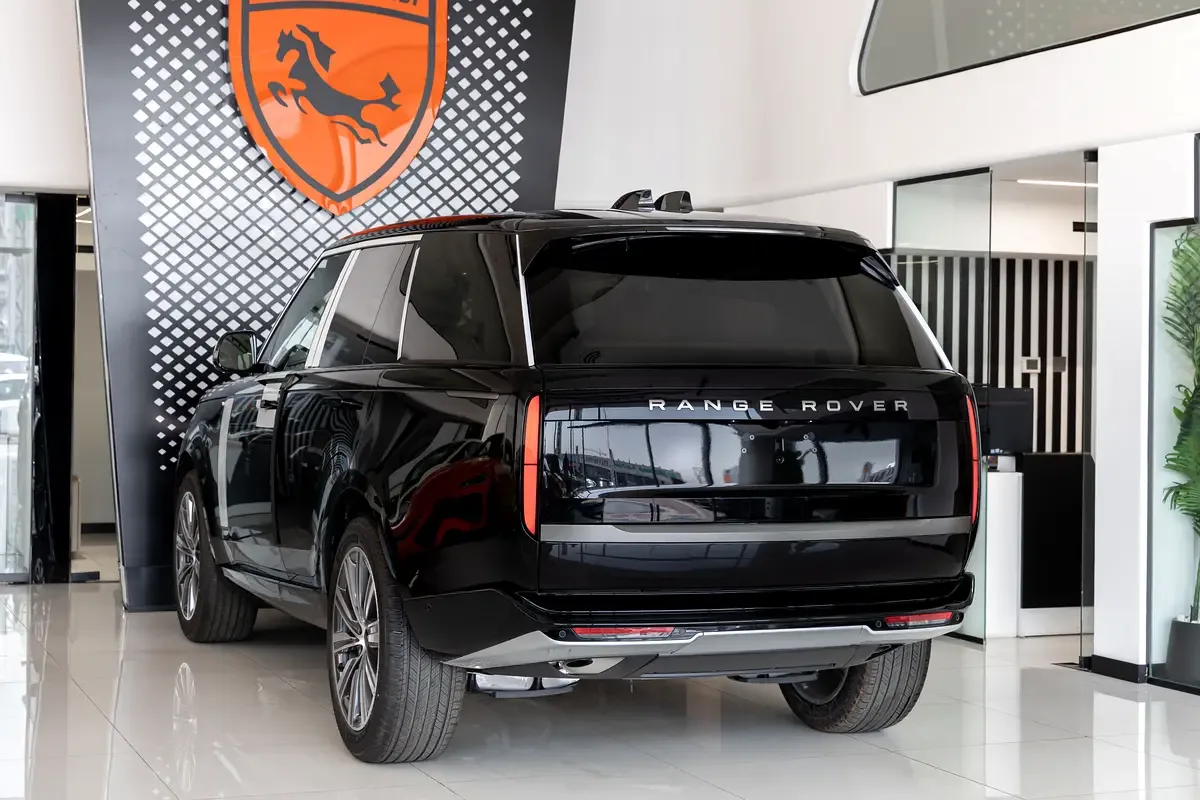 Land Rover Range Rover 3.0 AT 4WD (510 حصان) - 6