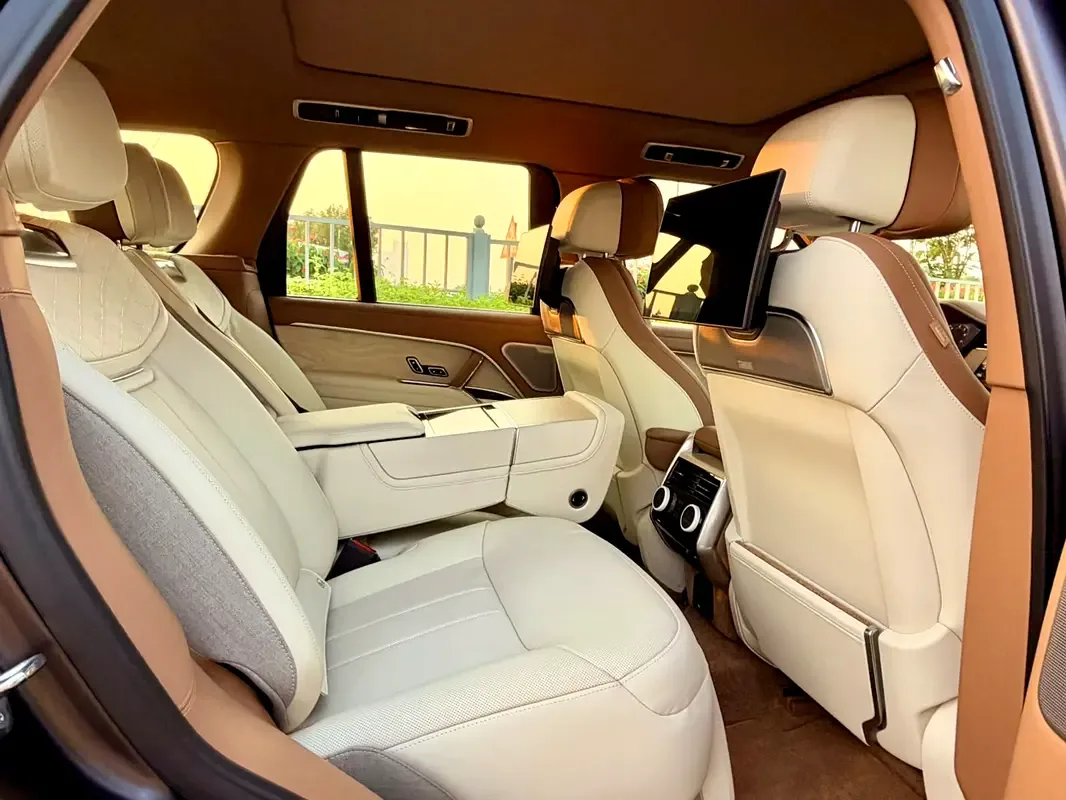 Land Rover Range Rover 3.0 AT 4WD (510 حصان) - 20