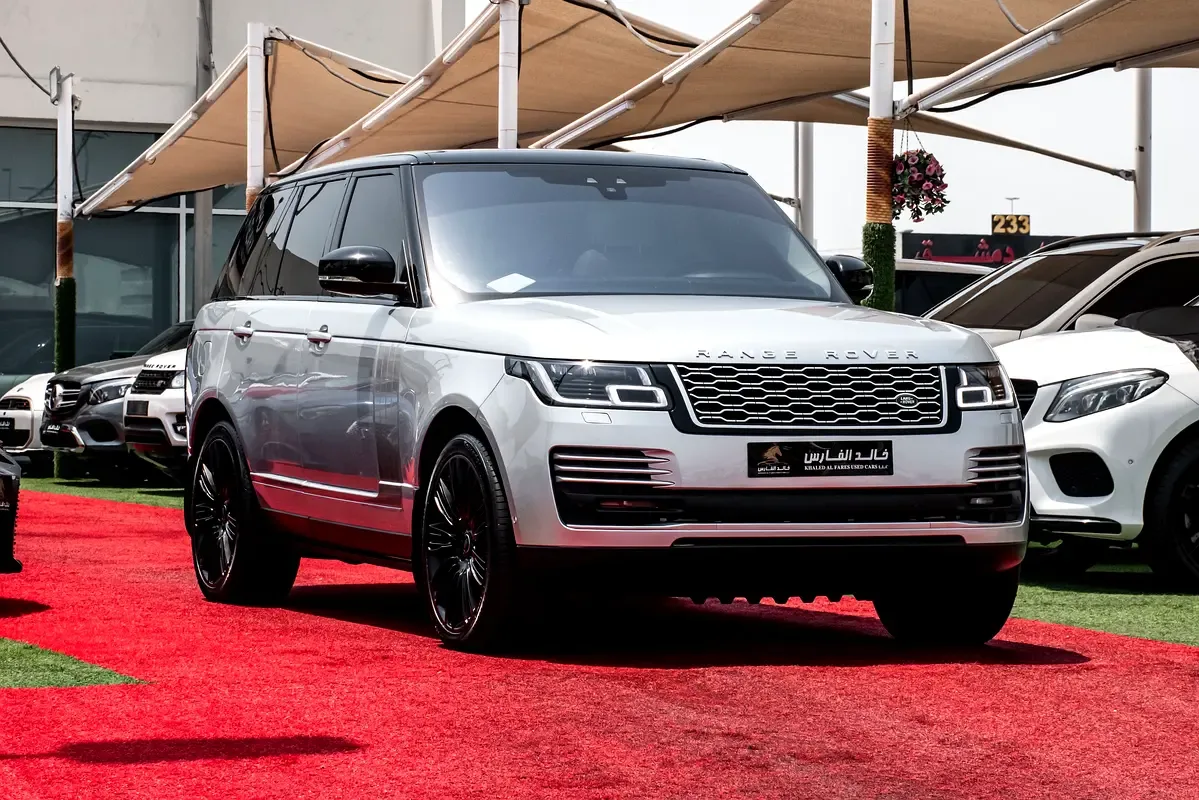 Land Rover Range Rover 3.0 AT AWD (360 حصان) - 3