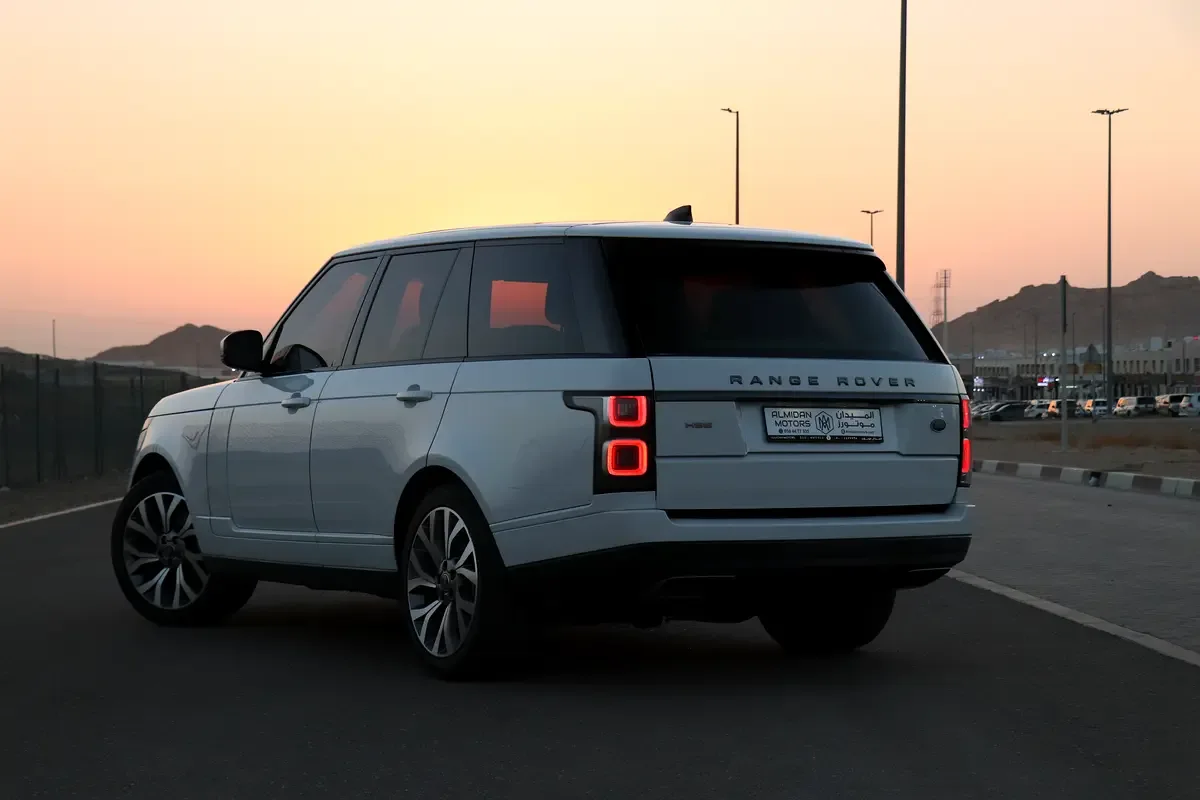 Land Rover Range Rover 3.0 AT AWD (400 hp) - 2