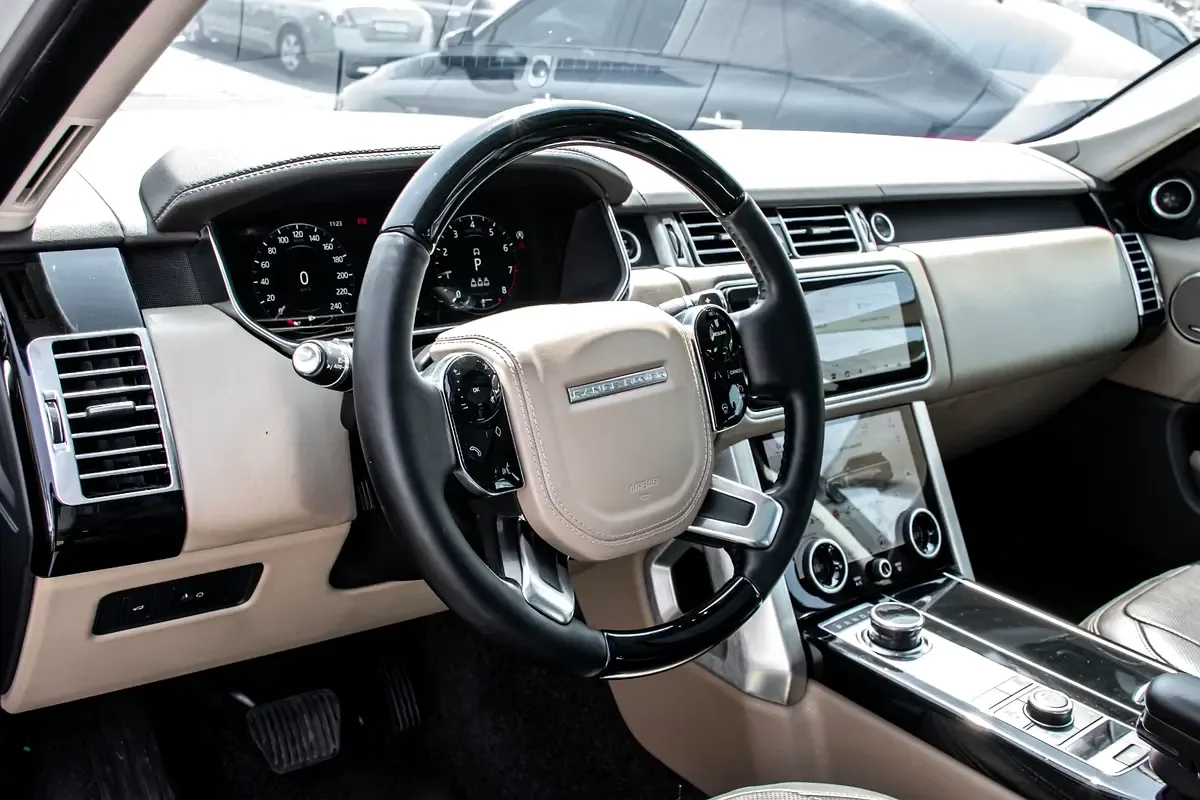 Land Rover Range Rover 3.0 AT AWD (400 حصان) - 7