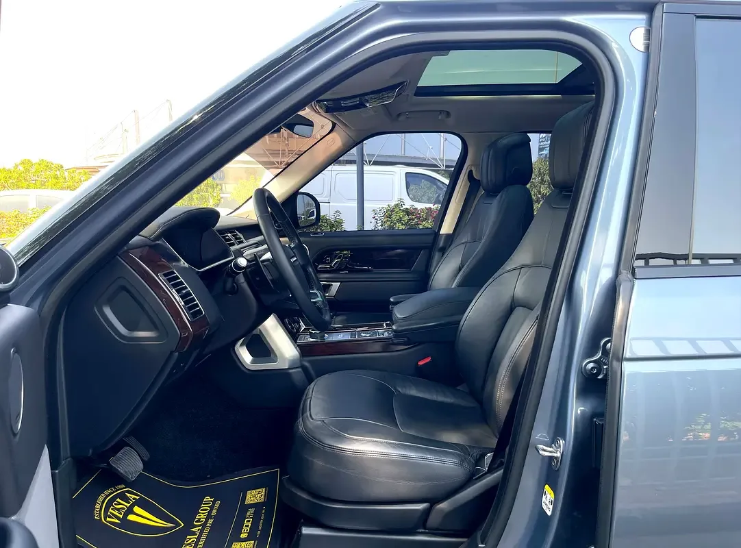 Land Rover Range Rover 3.0 AT AWD (400 حصان) - 15