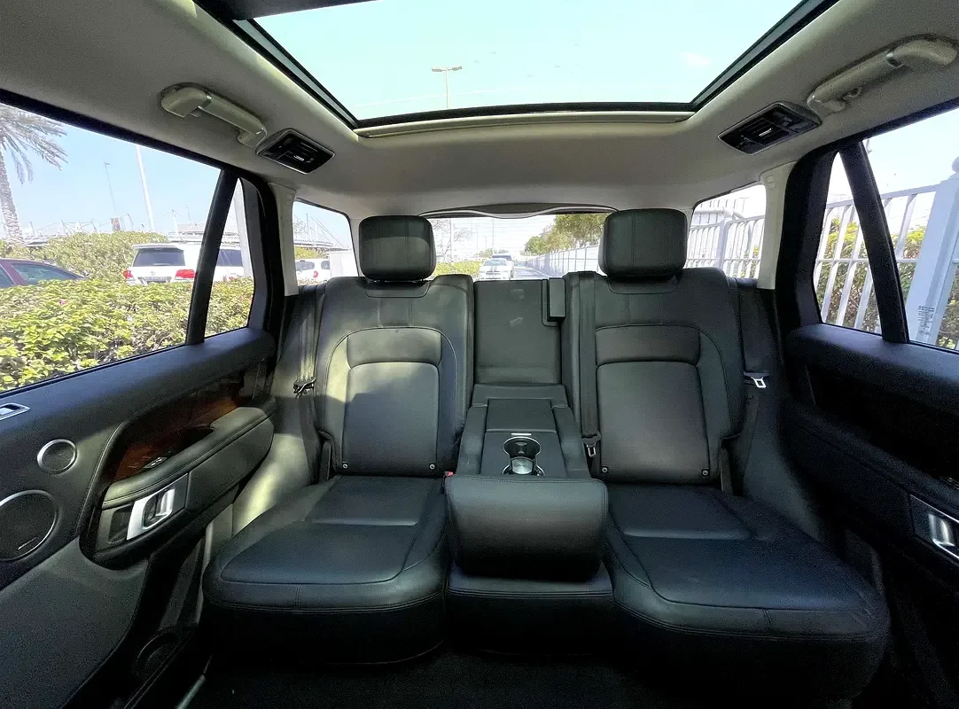 Land Rover Range Rover 3.0 AT AWD (400 حصان) - 14