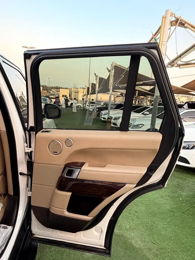Land Rover Range Rover 3.0 SDV6 Hybrid AT AWD (340 hp) - 7