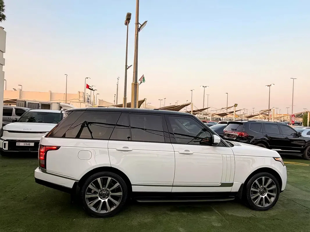 Land Rover Range Rover 3.0 SDV6 Hybrid AT AWD (340 hp) - 10