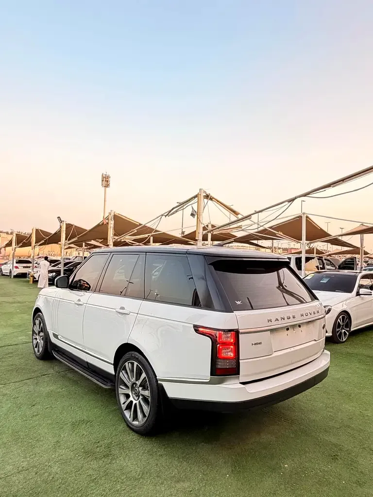 Land Rover Range Rover 3.0 SDV6 Hybrid AT AWD (340 hp) - 12