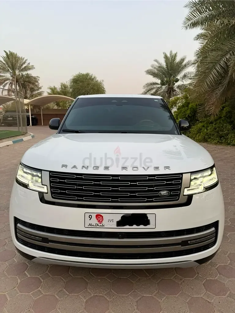Land Rover Range Rover 4.4 AT 4WD (530 hp)